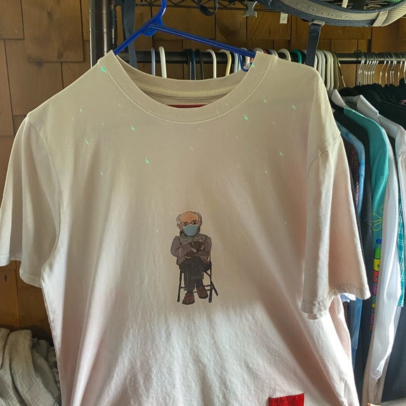 Bernie sanders mitten t shirt - Picture 1 of 1